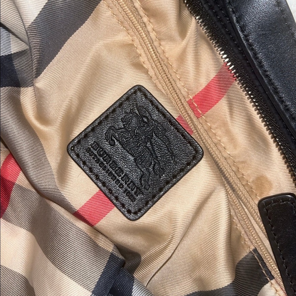 burberry tote - Picture 4 of 4